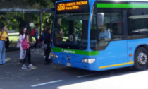 Lavori in via Diaz, soppressa la fermata del bus, pioggia di lamentele: «Arrivare a scuola è un terno al lotto»