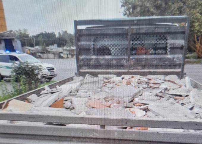 Troppe macerie sul furgone, scatta la sanzione