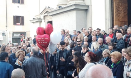 Palloncini rossi e chiesa gremita per l'ultimo saluto a Giovanna Chinnici