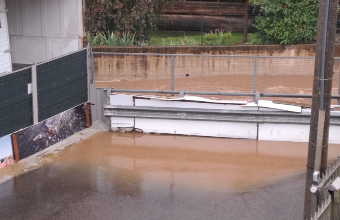 A quasi un anno dall’esondazione il Tarò torna a fare paura