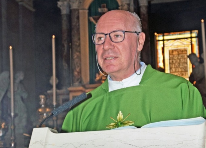 Benedizioni natalizie, i “comandamenti” del parroco di Villasanta
