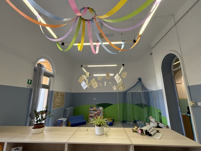 La materna realizza il sogno di avere una biblioteca