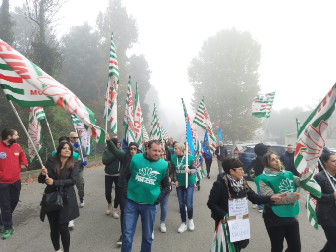 Ufficializzato il licenziamento di 27 dipendenti (su 70) alla Avicel di Limbiate