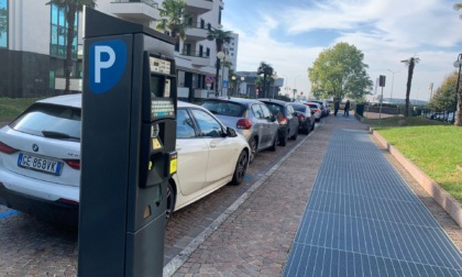 Torri Bianche, via ai parcheggi a pagamento in superficie