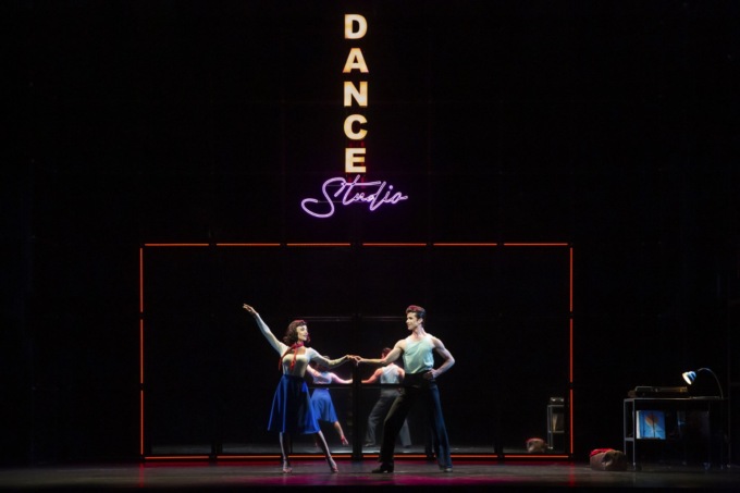 Tony Manero sbanca il botteghino, il muscal “La Febbre del sabato sera” è già campione di pubblico