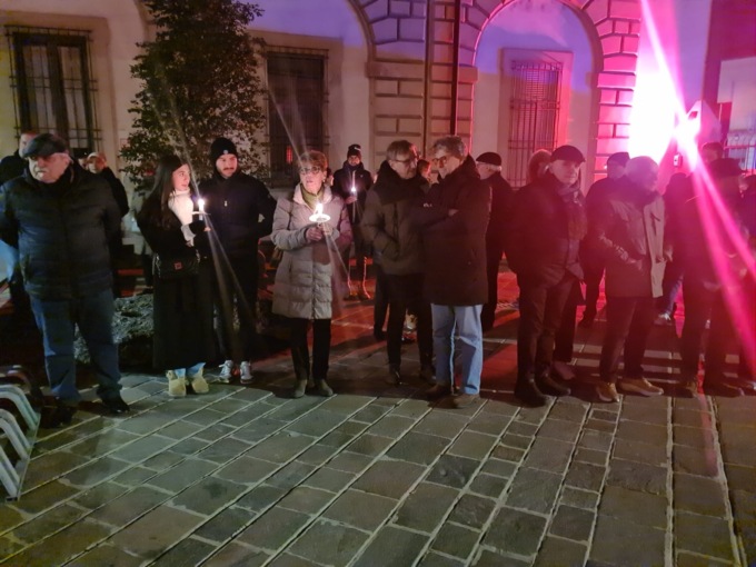 Violenza sulle donne, fiaccolata a Bovisio  per dire «no»
