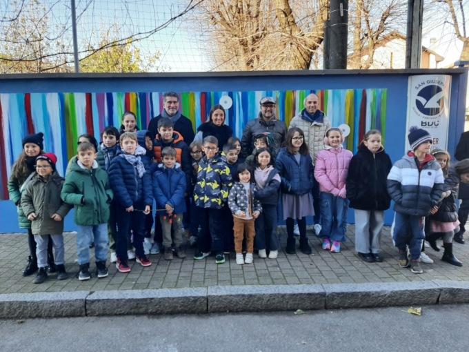 “Sogna ragazzo sogna”: a Meda un murale che celebra i sogni e l’inclusione