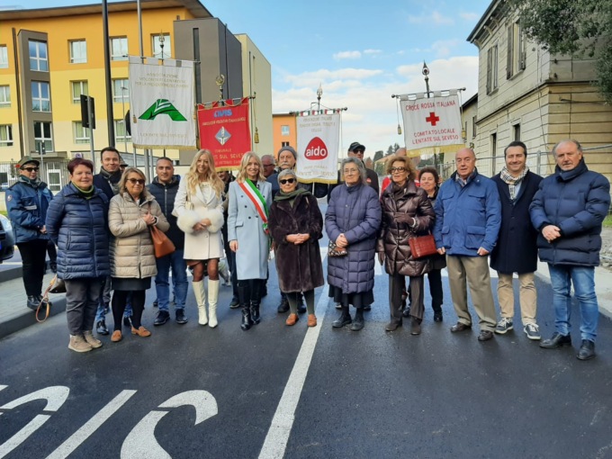 Inaugurata la nuova strada di Lentate intitolata ai fratelli Schiatti