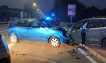 Schianto tra due auto all'alba a Seregno