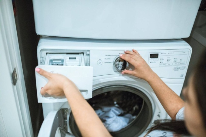 Perdita d’acqua dalla lavatrice? Ecco la soluzione per te