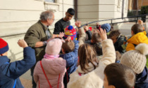 A Ceriano i bambini piantano nuovi alberi