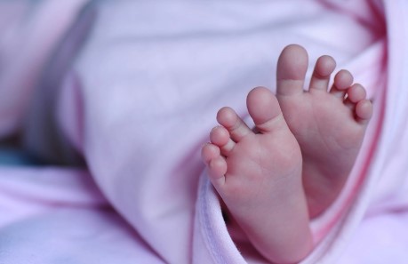 Il regalo alle famiglie concorezzesi: nel 2025 in arrivo 400 euro per ogni nuovo nato