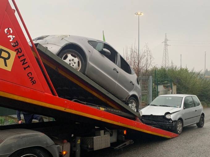 La Polizia Locale continua l’opera di rimozione delle auto abbandonate