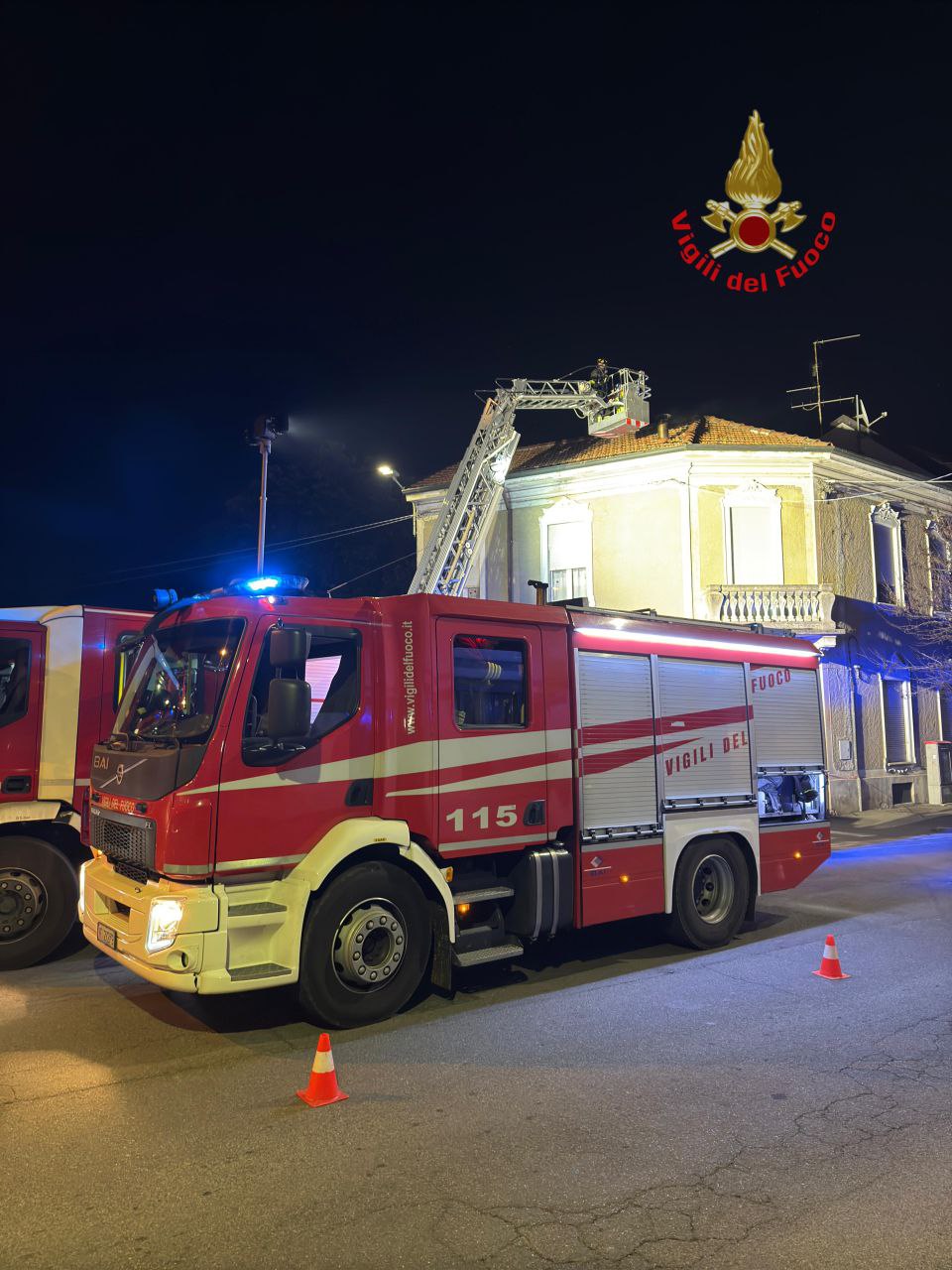 Incendi Brianza Seveso canna fumaria Natale Vigili del fuoco