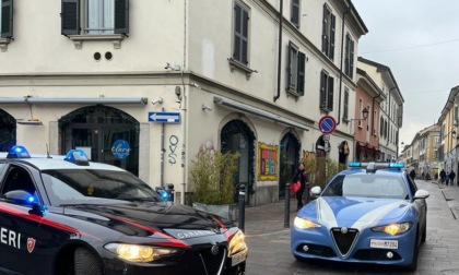 Carabinieri e Polizia sventano un furto in abitazione e sequestrano oltre 1,5 kg di cocaina