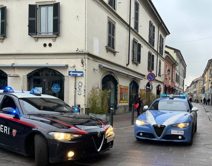 Carabinieri e Polizia sventano un furto in abitazione e sequestrano oltre 1,5 kg di cocaina