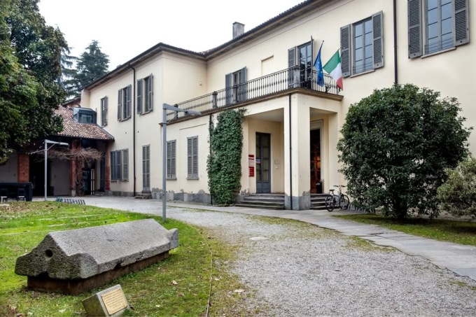 Giussano, in biblioteca inizia il mese dedicato all’amore