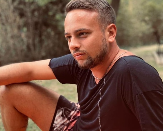 Ennesima archiviazione per il caso di Simone Mattarelli, la famiglia: «Continueremo a chiedere giustizia»