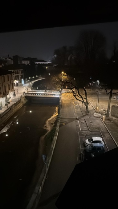Reclusi in casa per colpa del mercato, arriva l’ordinanza