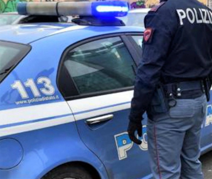 Beccato con hashish e un coltellino, richiedente asilo arrestato