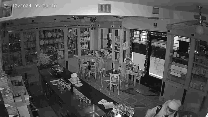 Ladri scatenati durante le feste, ancora furti nei locali di Varedo
