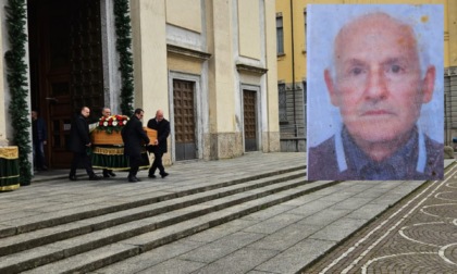 Le lacrime di Villasanta per Cosimo Crisci, travolto e ucciso da un'auto fuori dal super