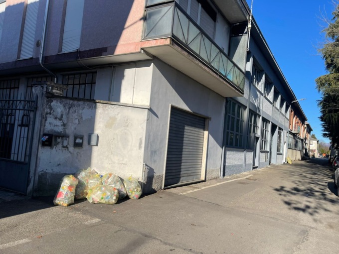 Rifiuti non ritirati dalle strade, la ditta si scusa con i cittadini