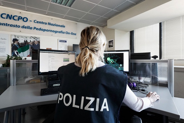 Contrasto alla pedopornografia online, l’indagine della Polizia coinvolge anche la Brianza