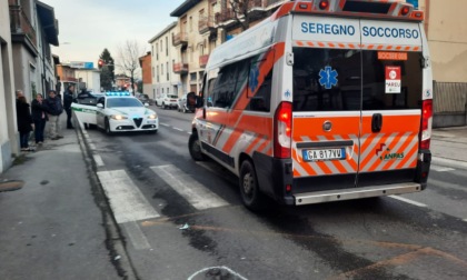 Anziana investita da un autocarro