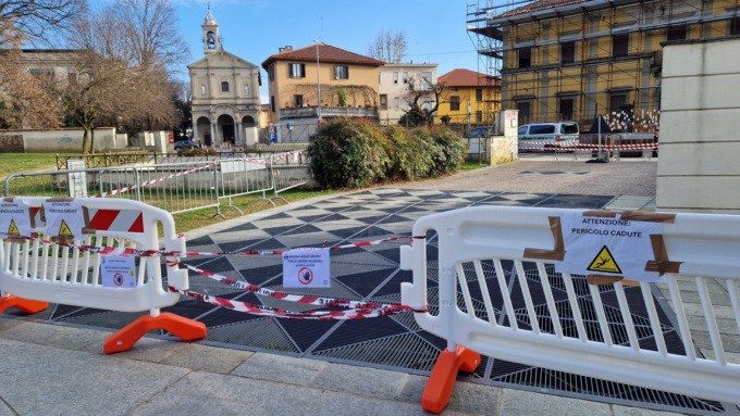 Scivola sulle grate, batte  la testa e muore dopo una settimana