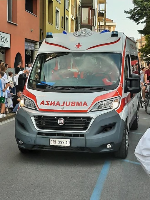 Mezzi troppo vecchi, a rischio i servizi di Pronto intervento della Croce Rossa