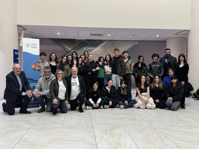 Inaugurata al San Gerardo la mostra con i lavori dei compagni di classe di Marta Roncoroni
