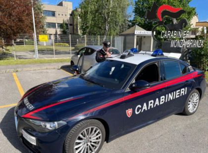 Scoperto mentre rubava 150 litri di gasolio
