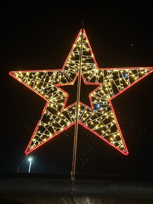 La stella in ricordo di Giulia continua a illuminare Carnate