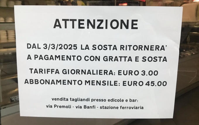 Rivoluzione parcheggi a Carnate: arrivano i bollini… e gli aumenti