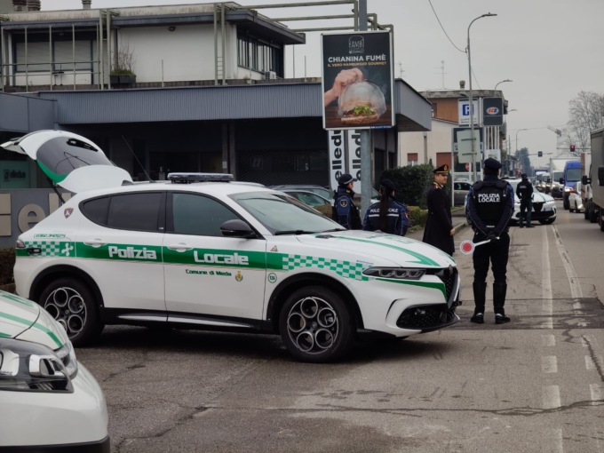 Controlli della Polizia Locale e Provinciale con l’unità cinofila: beccato un automobilista con stupefacente