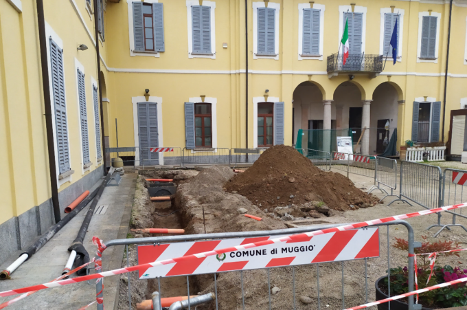 Uffici comunali ancora al freddo: i dipendenti “battono i denti”