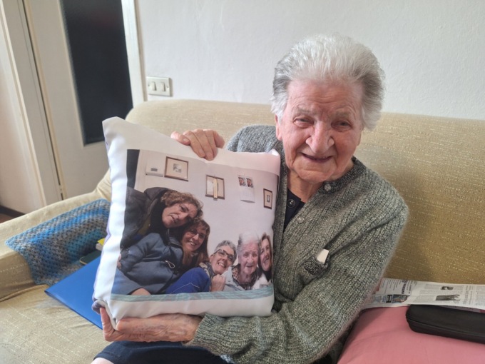 Giusy compie 103 anni e svela il segreto della sua longevità