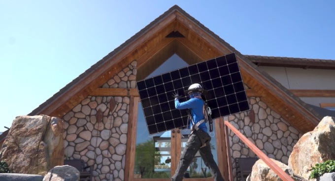 2025, è il momento di investire nel fotovoltaico. Aspettando, si perderanno gli incentivi al 50%