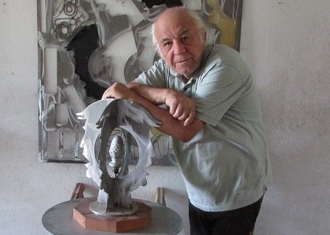 Venti sculture del «Peder» dedicate al presidente Usa: «Ora voglio regalargliele…»