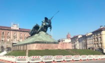 Scempio di Carnevale sul monumento ai Caduti