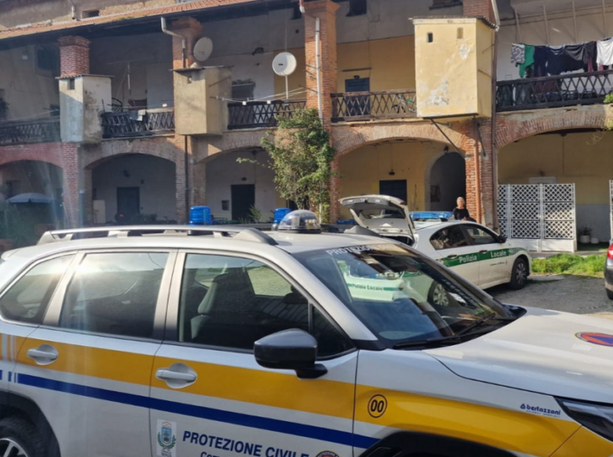 Casa di corte dichiarata inagibile: 50 residenti evacuati