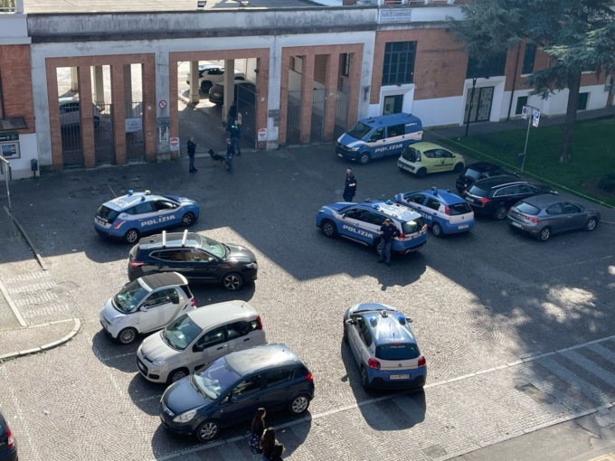 Lotta allo spaccio, controlli della Polizia di Stato intorno alla ex Snia