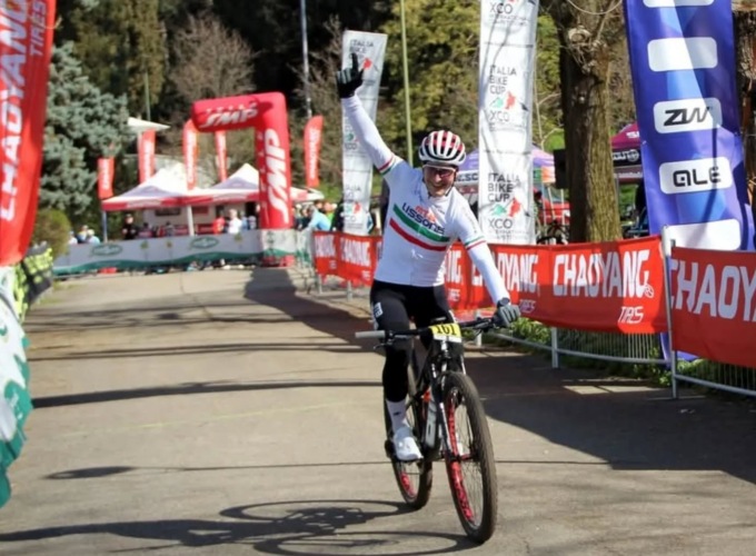 Giorgio Redaelli e Karin Tosato sul podio nel Cross Country Olimpico