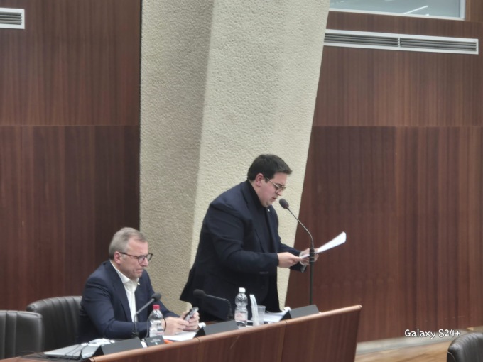 St Microelettronics, il consigliere Dozio chiede l’audizione dell’azienda e dei sindacati
