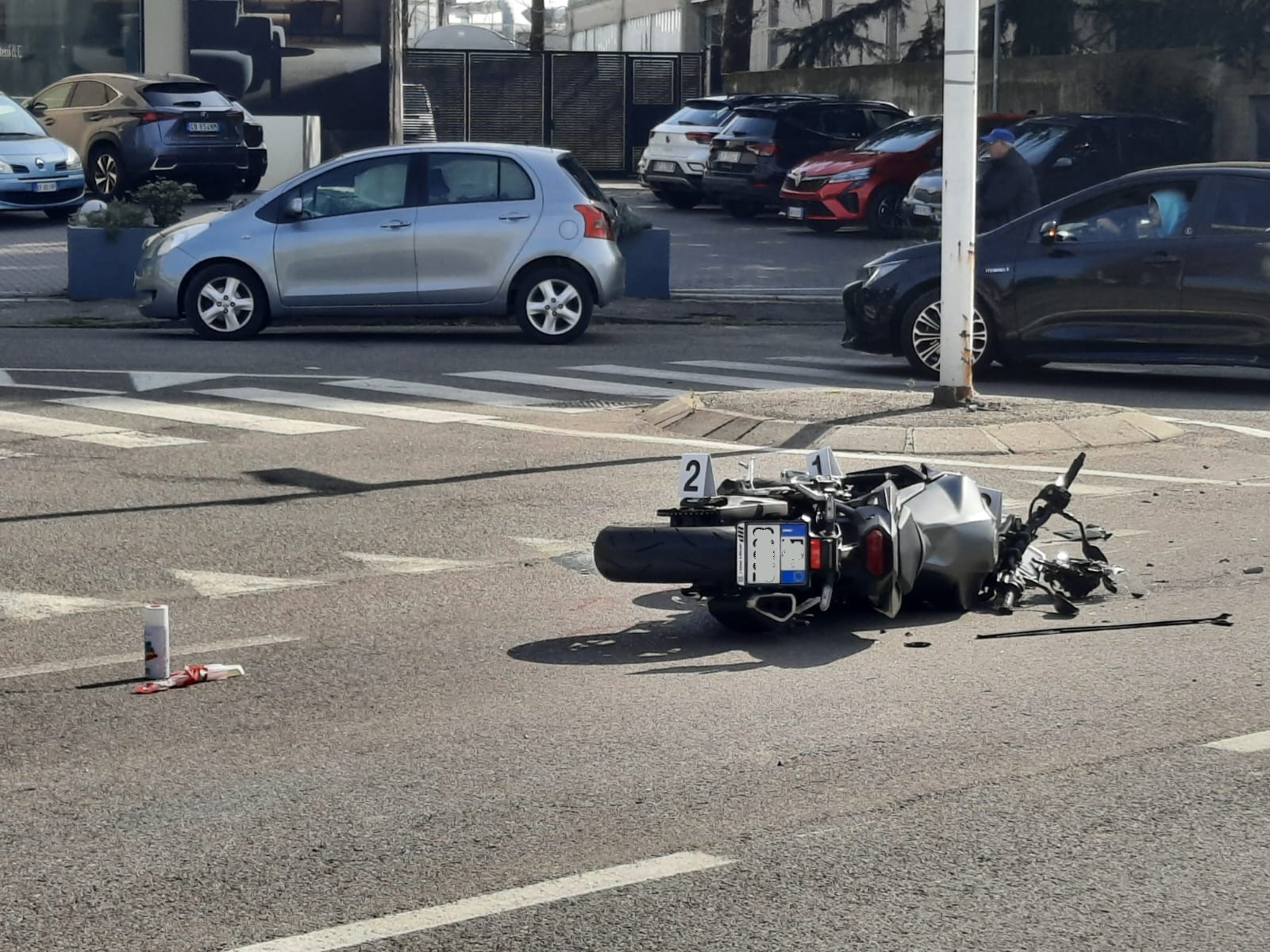 Scontro fra moto e auto, grave un centauro - Prima Monza
