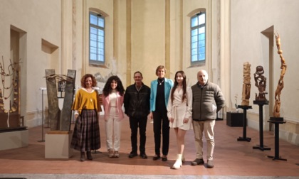 Il premio Scultori a Palazzo va a Oliveto Lario