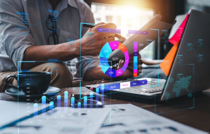 Perché ogni imprenditore dovrebbe pensare a un secondary business (e il digitale è la strada più intelligente)