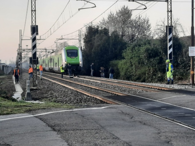 Tragedia lungo la ferrovia a San Giuseppe, indagini in corso