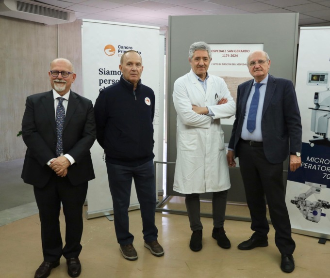 Cancro Primo Aiuto dona un microscopio operatorio ad altissima tecnologia